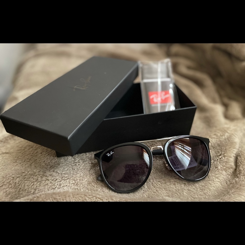 Brand New Ray-Ban Sunglasses